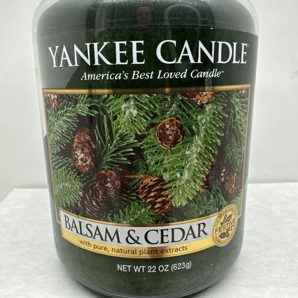 Yankee Candle Balsam and Cedar Large 22oz Jar White Label Winter Christmas Pine
